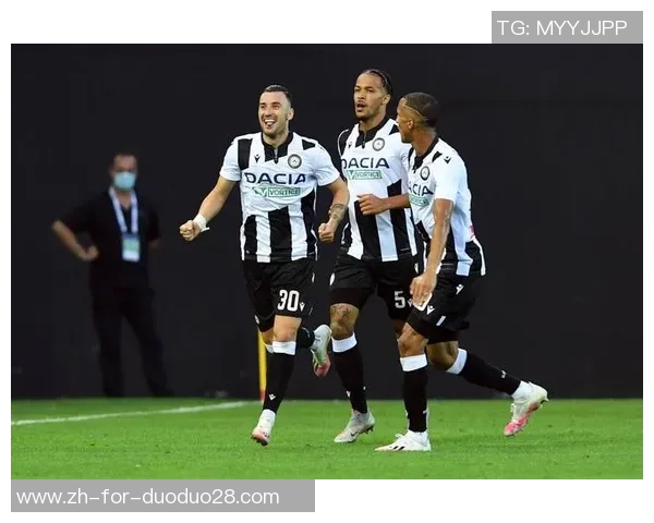 塞尔福斯与战雷克尼尔的激烈对决揭示了球队实力的较量与战术的博弈